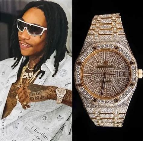 rapper fake watches|rapper wearing diamond necklace.